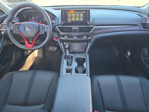 Used 2019 Honda Accord EX image 9