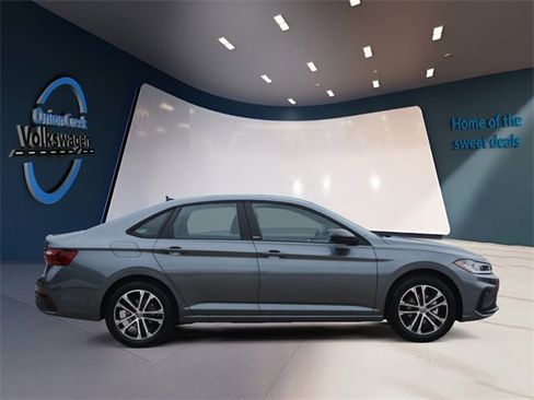 New 2025 Volkswagen Jetta Sport image 4