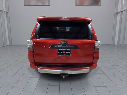 Certified 2020 Toyota 4Runner TRD Off-Road Premium image 7