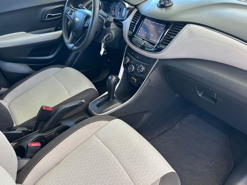 Used 2021 Chevrolet Trax LS w/ Tint and Cruise Package AWD/4WD image 16