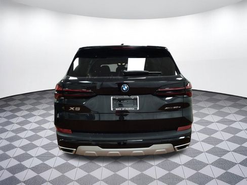 New 2026 BMW X5 xDrive50e w/ Climate Comfort Package image 9