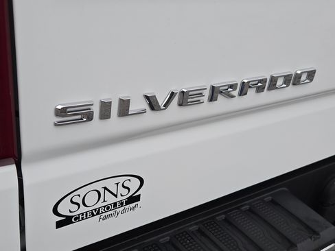 Used 2020 Chevrolet Silverado 1500 LTZ w/ Safety Package image 12