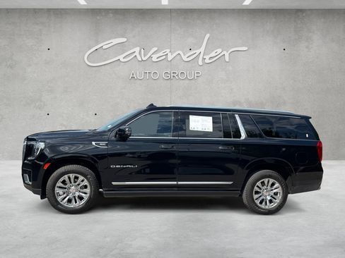 Used 2022 GMC Yukon XL Denali image 15