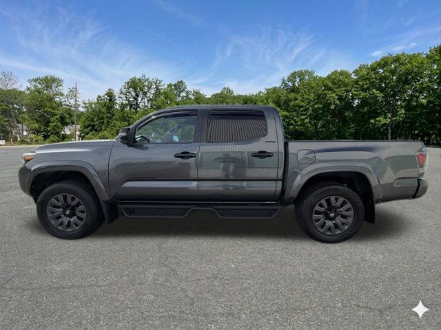 Used 2021 Toyota Tacoma Limited w/ Nightshade Package AWD/4WD image 5