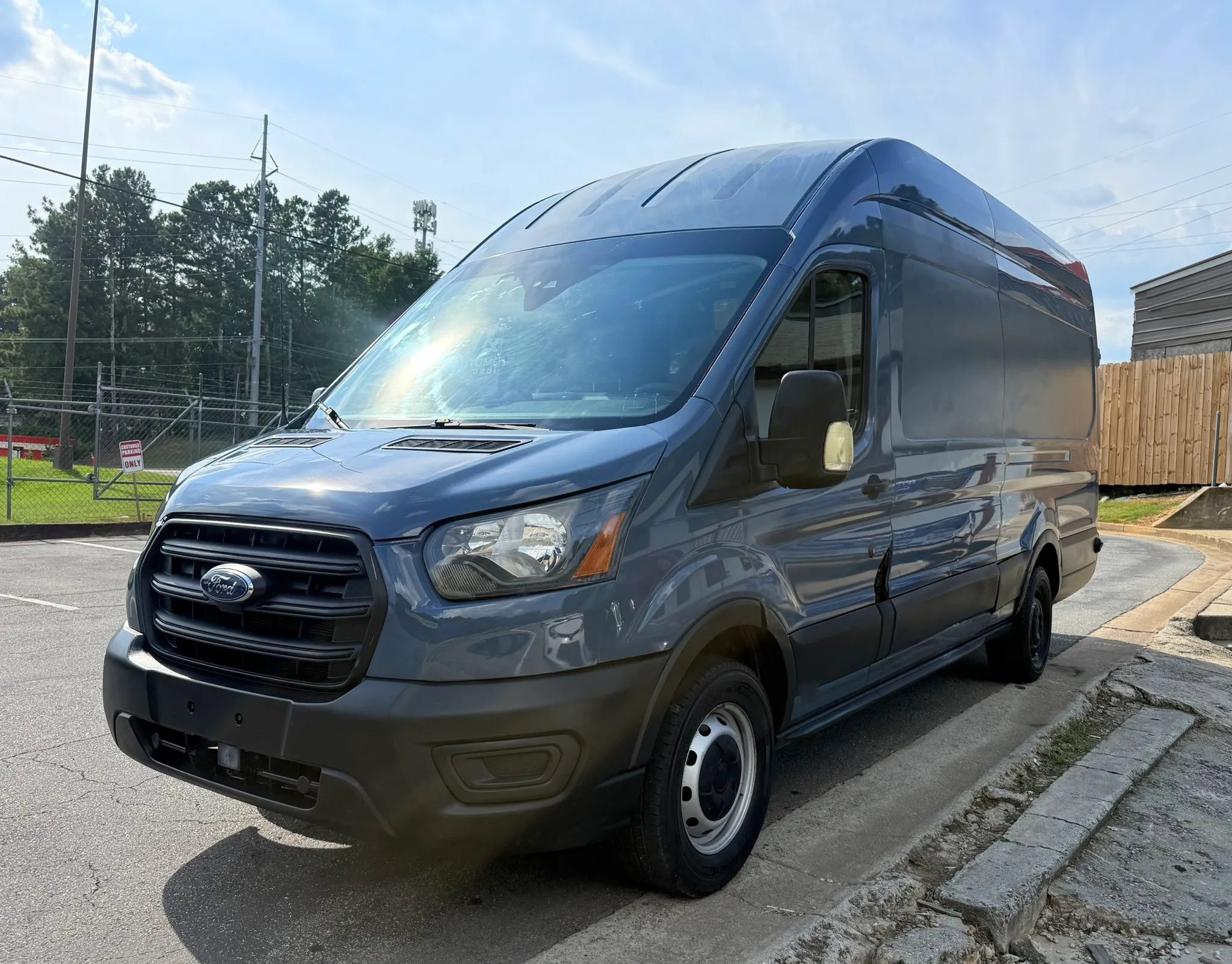 Used 2021 Ford Transit 250 148 High Roof Extended w/ Parcel Delivery Package RWD image 3