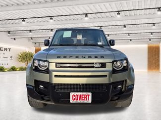 Used 2024 Land Rover Defender 130 X-Dynamic SE AWD/4WD video 3