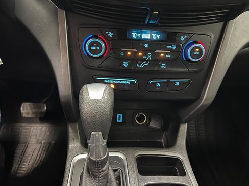 Used 2017 Ford Escape SE AWD/4WD image 40