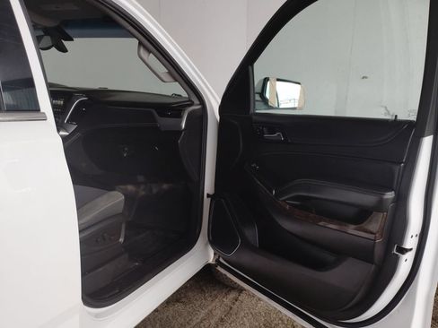 Used 2016 Chevrolet Tahoe 4WD image 8