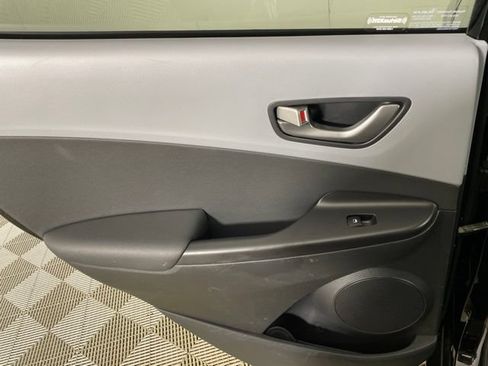 Used 2020 Hyundai Kona Limited AWD/4WD image 20