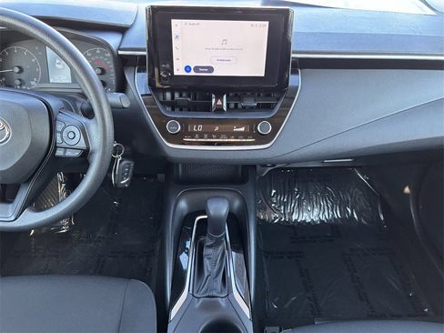 Certified 2025 Toyota Corolla LE image 24