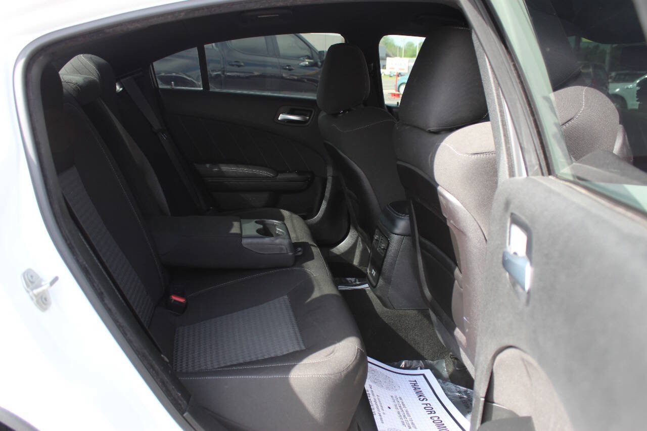 Used 2023 Dodge Charger R/T w/ Blacktop Package RWD image 15