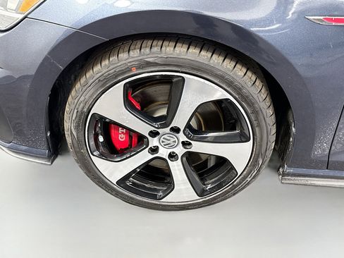 Used 2019 Volkswagen GTI Autobahn image 37