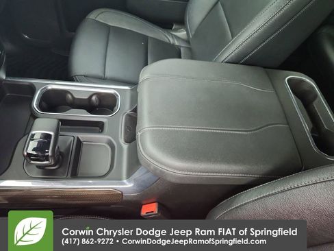 Used 2024 Chevrolet Silverado 1500 RST AWD/4WD image 28