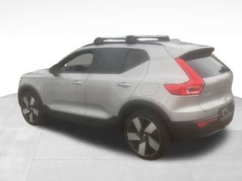 Used 2023 Volvo XC40 Recharge Ultimate w/ Protection Package Premier AWD/4WD image 4