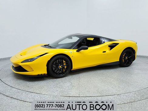 Used 2021 Ferrari F8 Tributo image 1