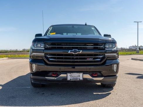 Used 2018 Chevrolet Silverado 1500 LTZ Z71 w/ Redline Edition AWD/4WD image 2