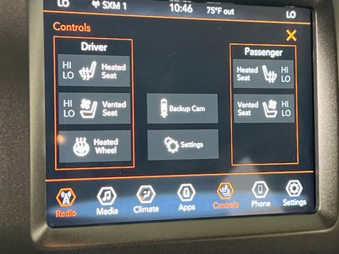 Used 2022 Jeep Cherokee Trailhawk w/ Premium Leather Package AWD/4WD image 19