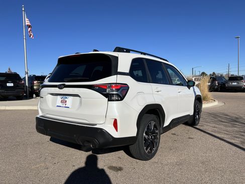 Used 2025 Subaru Forester Limited w/ Popular Package #2 image 9