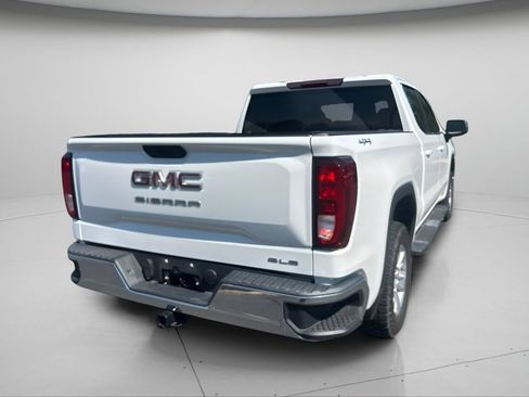 Used 2019 GMC Sierra 1500 SLE w/ SLE Value Package AWD/4WD image 11