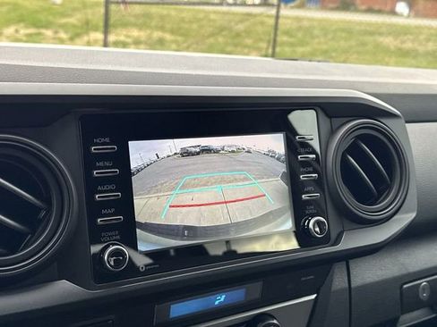 Used 2022 Toyota Tacoma SR image 20