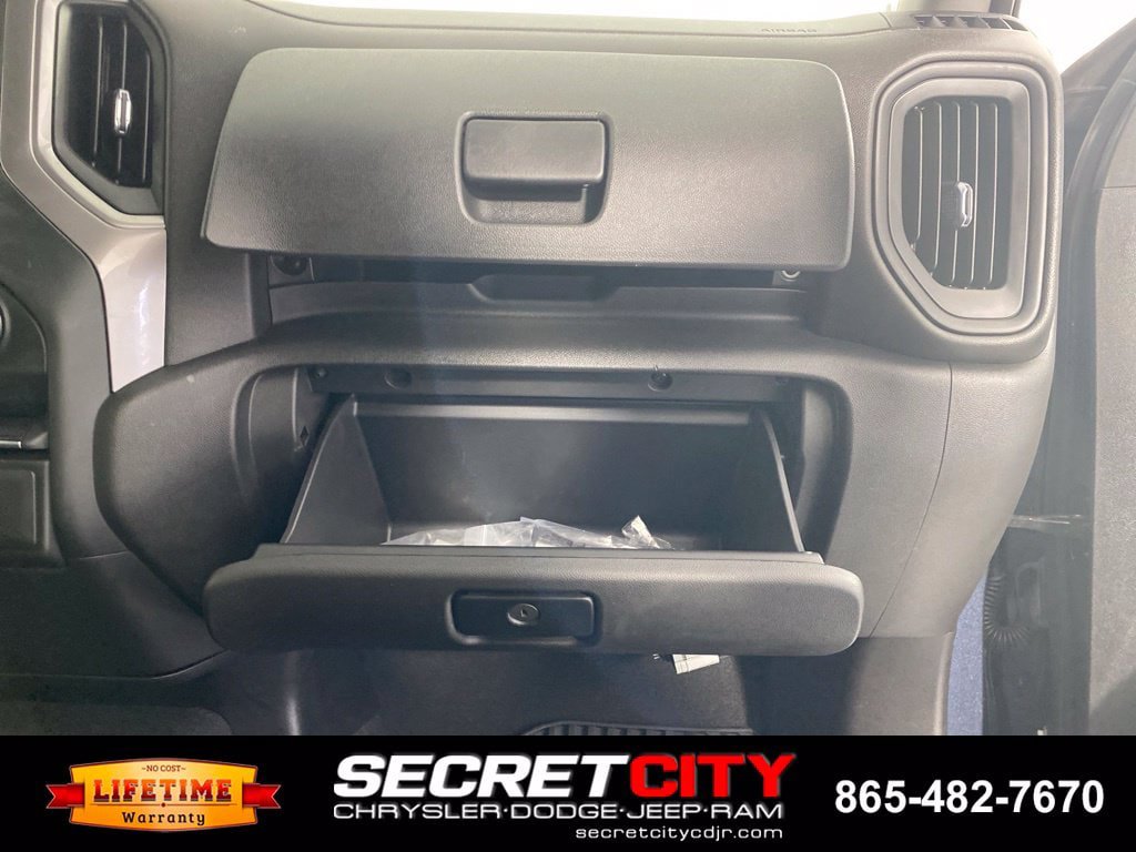 Used 2021 Chevrolet Silverado 1500 Custom Trail Boss AWD/4WD image 30