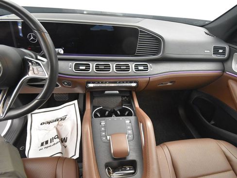 Used 2024 Mercedes-Benz GLE 350 4MATIC image 11
