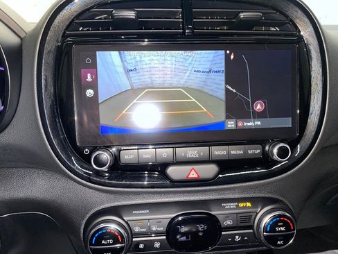 Used 2025 Kia Soul EX image 24