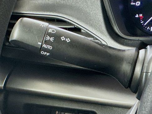 Certified 2024 Subaru Impreza 2.0i image 12