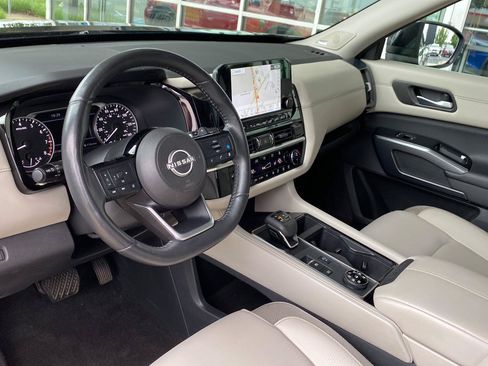 Certified 2023 Nissan Pathfinder SL w/ SL Premium Package AWD/4WD image 17