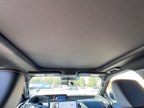 New 2025 Ford Expedition Tremor image 12