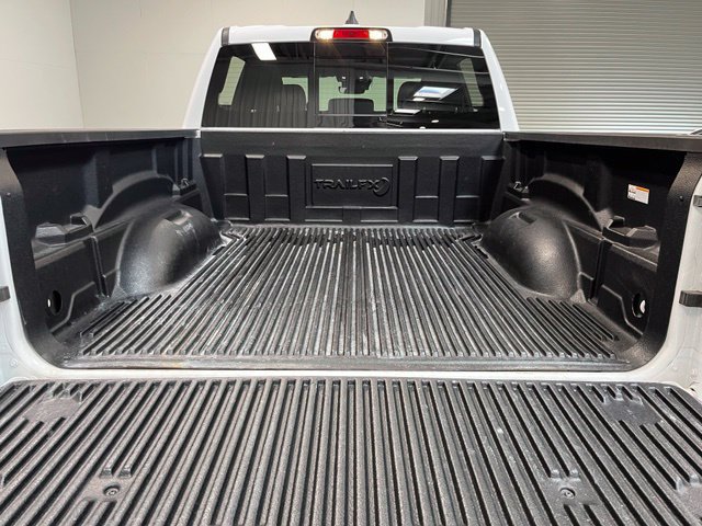 Used 2025 RAM 1500 Laramie AWD/4WD image 17
