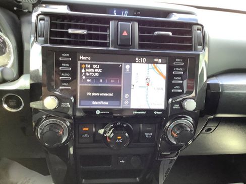 Used 2022 Toyota 4Runner TRD Off-Road Premium AWD/4WD image 50