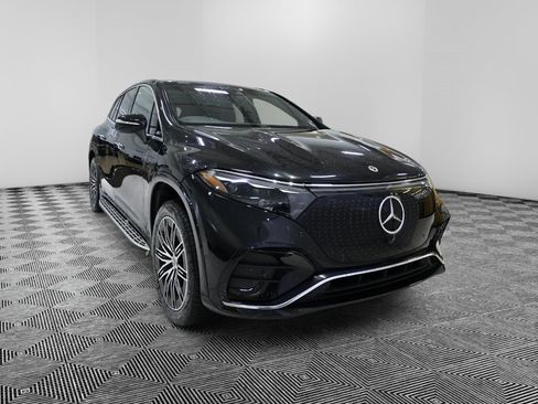 Certified 2023 Mercedes-Benz EQS 580 4MATIC SUV image 7