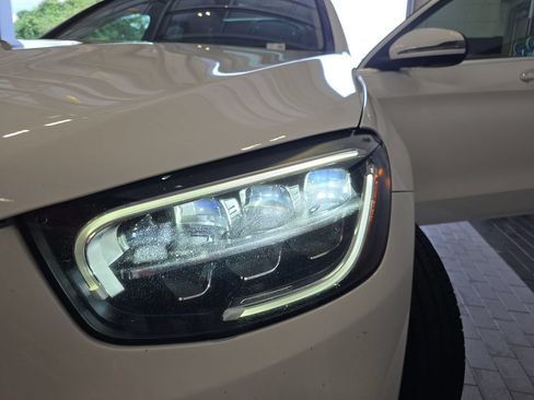 Used 2021 Mercedes-Benz GLC 300 4MATIC image 32
