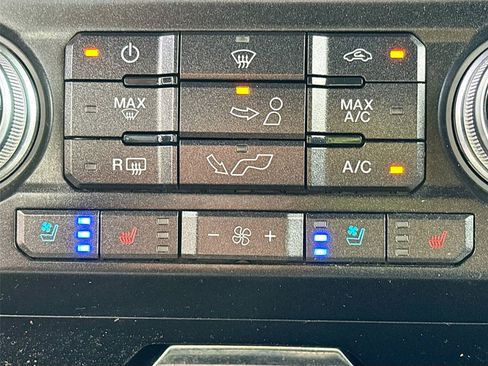 Used 2018 Ford F150 Lariat AWD/4WD image 21