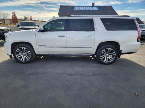 Used 2019 GMC Yukon XL Denali w/ Denali Ultimate Package image 7