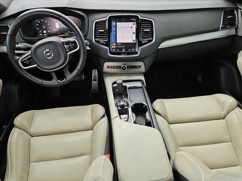 Used 2022 Volvo XC90 T8 R-Design w/ Advanced Package image 18