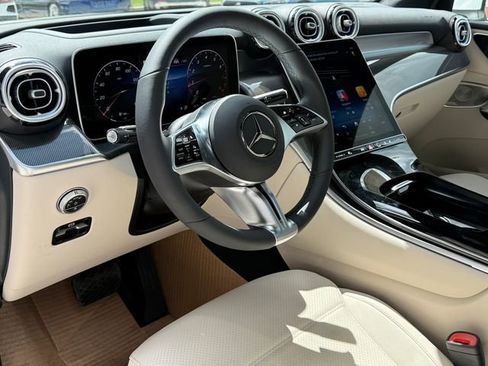 Certified 2025 Mercedes-Benz GLC 300 4MATIC image 16