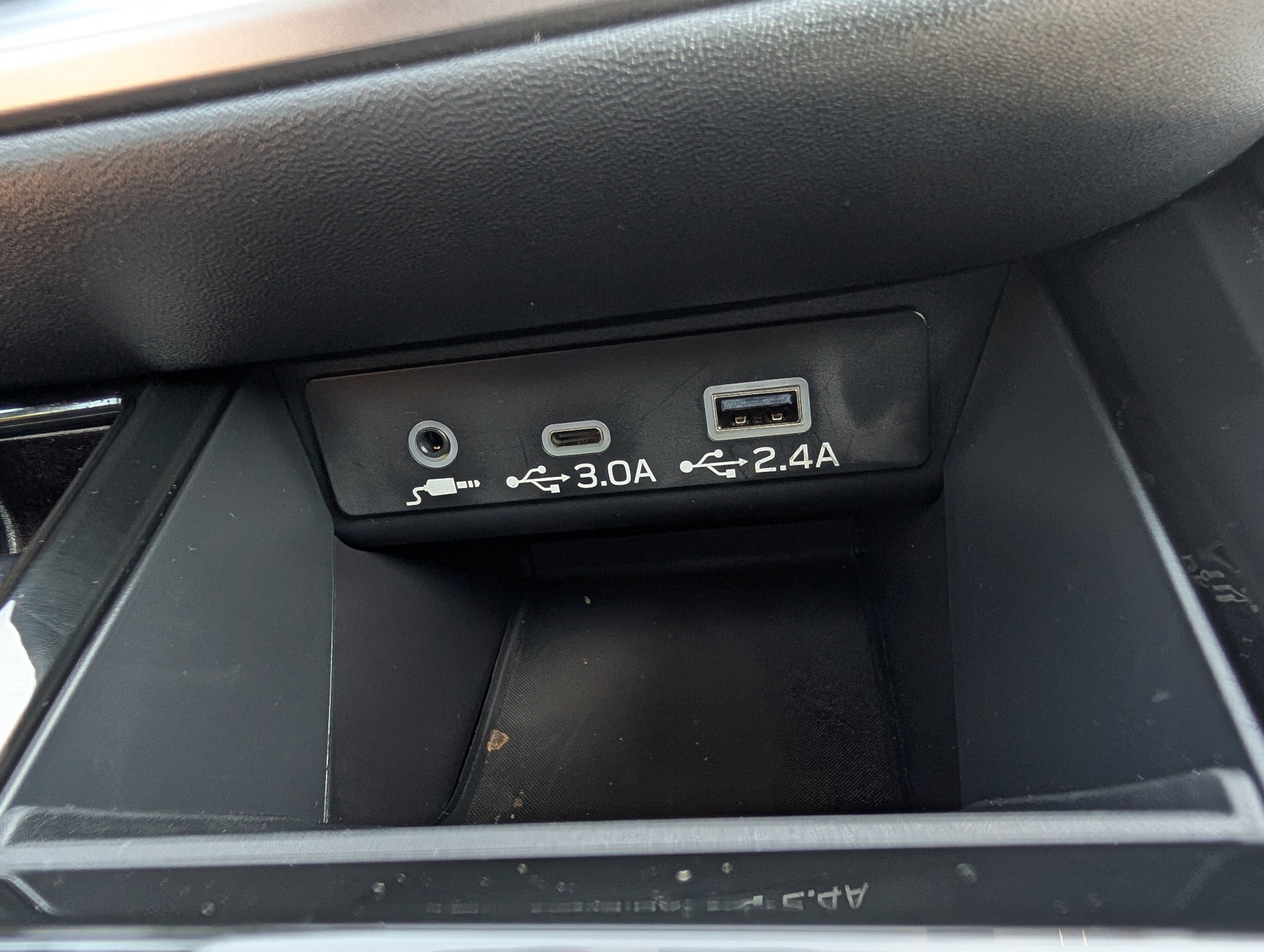 Certified 2025 Subaru Outback Premium AWD/4WD image 33
