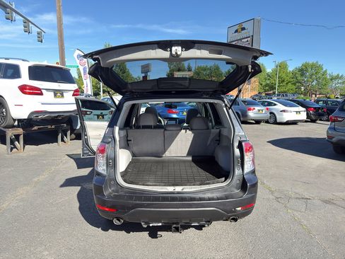 Used 2010 Subaru Forester 2.5X Limited AWD/4WD image 15