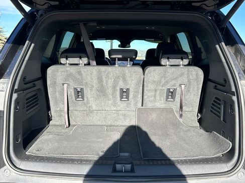 Used 2025 Buick Enclave Preferred image 5
