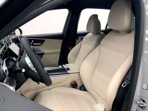 New 2026 Mercedes-Benz GLC 300 image 22
