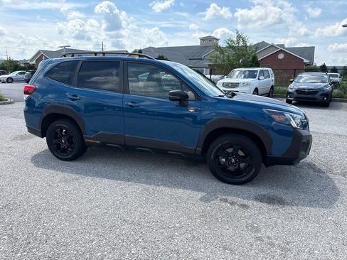 Used 2024 Subaru Forester Wilderness w/ Convenience Package AWD/4WD image 10