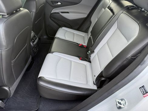 Used 2021 Chevrolet Equinox Premier image 11