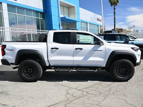 New 2026 Chevrolet Colorado ZR2 w/ ZR2 Bison Edition AWD/4WD image 4