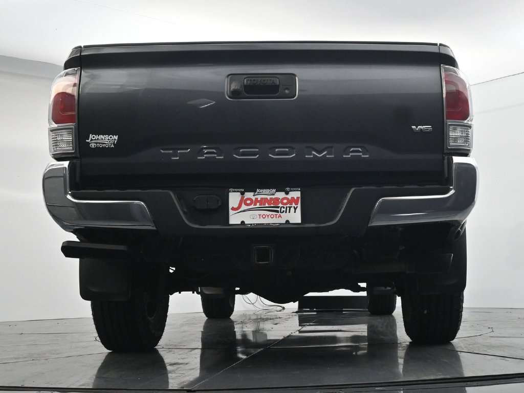 Used 2023 Toyota Tacoma TRD Off-Road AWD/4WD image 35