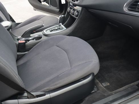 Used 2013 Chrysler 200 Touring w/ S Exterior Appearance Pkg image 29