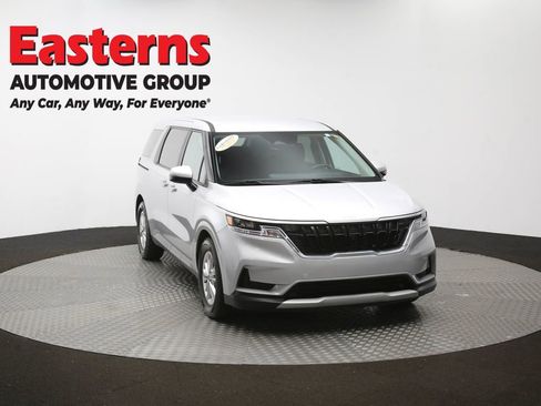 Used 2022 Kia Carnival LX image 50