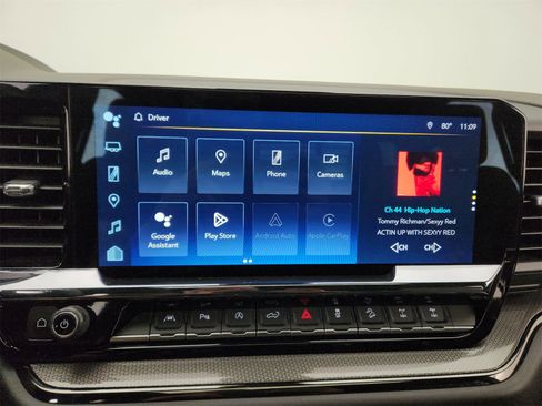 Used 2023 Chevrolet Silverado 1500 ZR2 w/ Technology Package image 38