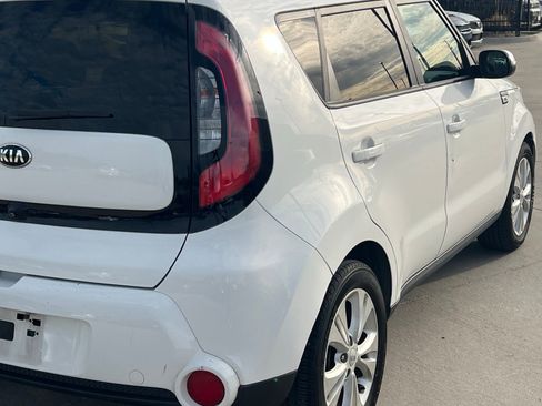Used 2016 Kia Soul ! image 14